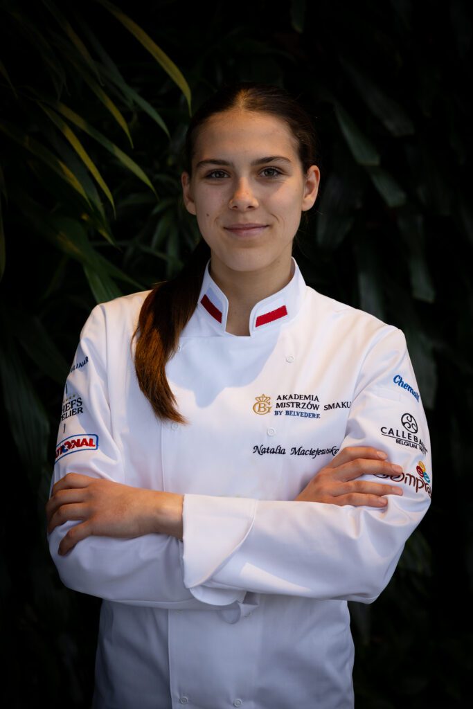 studenci Akademii Mistrzów Smaku,Sylwertki studentów akademii mistrzów smaku,Akademia Mistrzów Samku,Szkoła dla kucharzy,kurs specjalistyczny kulinarny,kursy kulinarne