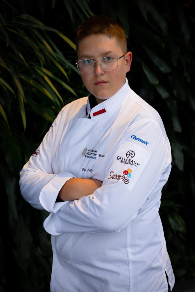 studenci Akademii Mistrzów Smaku,Sylwertki studentów akademii mistrzów smaku,Akademia Mistrzów Samku,Szkoła dla kucharzy,kurs specjalistyczny kulinarny,kursy kulinarne